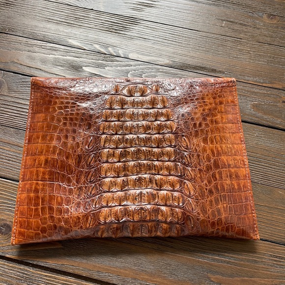 Elegant Brown Crocodile Leather Clutch - Picture 2 of 5
